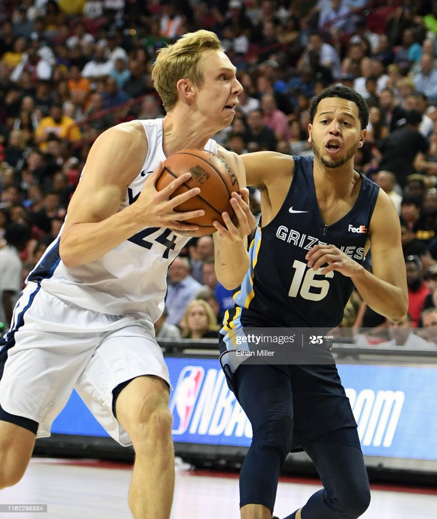 Jon Barry, Brent Barry, Drew Barry, and Canyon Barry