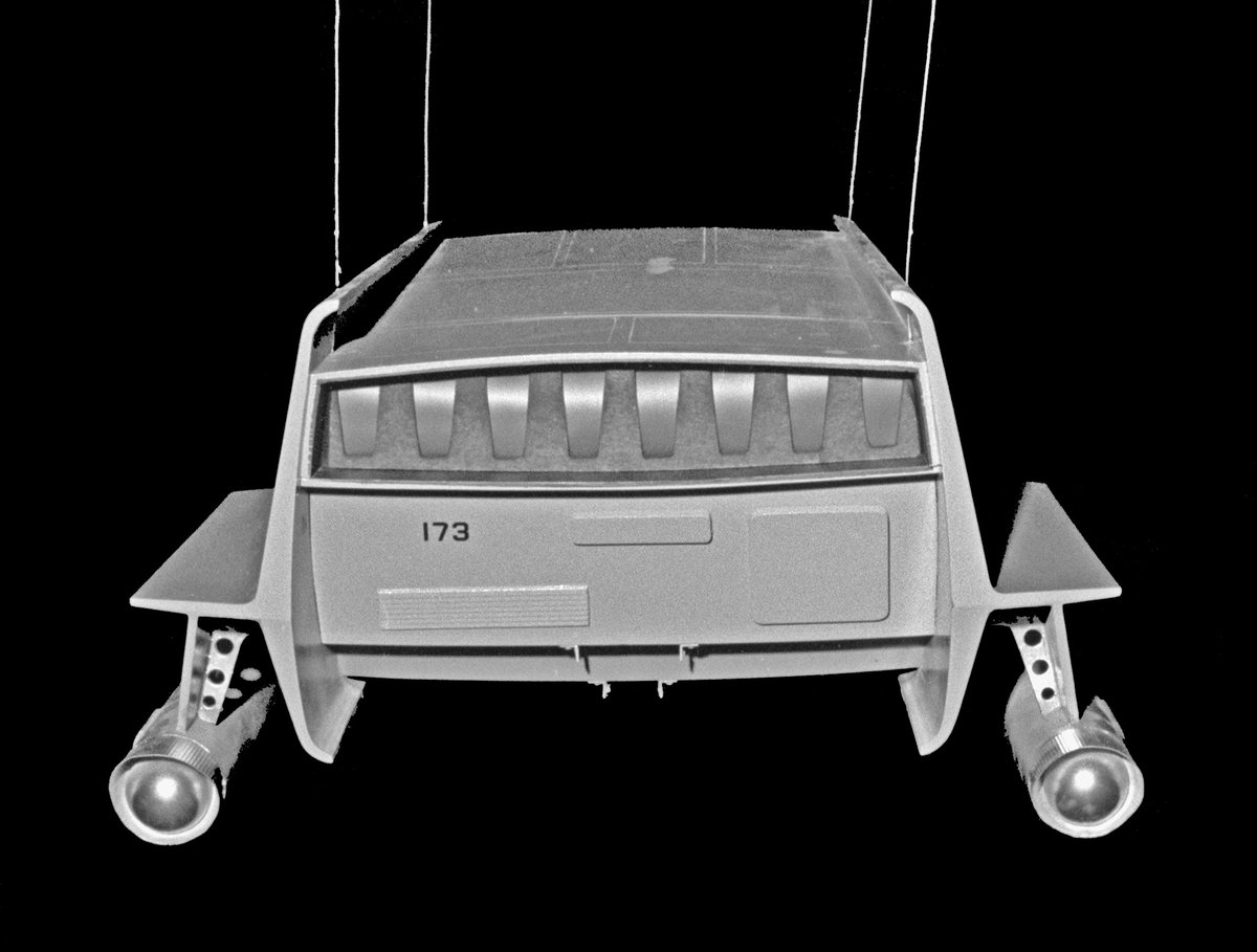 PETERNOBLE64's tweet photo. Newly discovered image of the onscreen Galileo 7 miniature showing the panel lines on the roof.

#StarTrek #Galileo7 #shuttlecraft https://t.co/HblAST37Tt