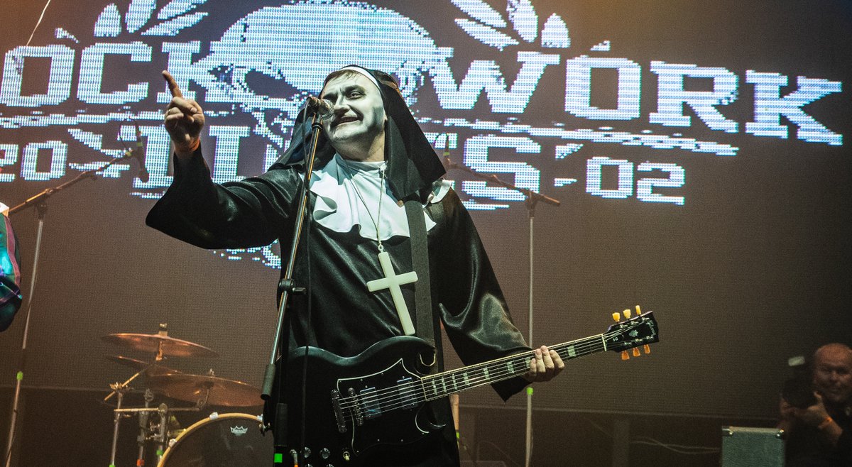 cwtofficial's tweet photo. Hello, people!
We will play our next concerts:
05/09/20 - Chekhov
12/09/20 - Egor'evsk
09/10/20 - Vologda
24/10/20 - Moscow - presentation of the new album
10/10/20 - Cherepovets
17/10/20 - Tula
05/12/20 - Yaroslavl'
#clockworktimes #cwt #cwtimes #football #ska #punk #rock https://t.co/8X3n2frPDL