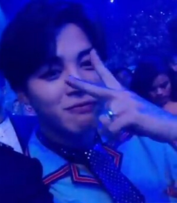 # # yareli ! tweet media