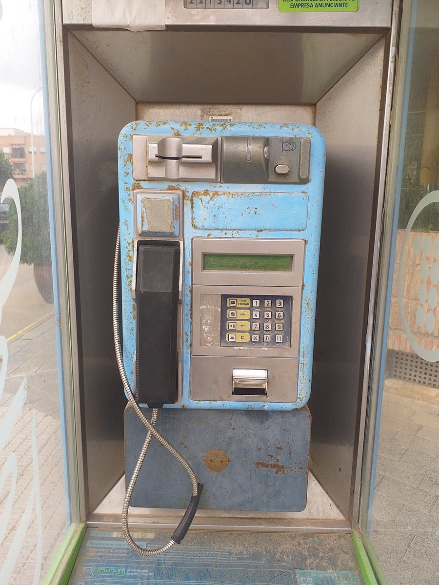 azanoniplus's tweet photo. "Jurassic Park"
¡Todavia existen!
¿Quien se acuerda?

#recuerdos #movistar #telefonica #quetiemposaquellos #quetiempos #recchelininelmondo #recchelini https://t.co/KzXVv611fz