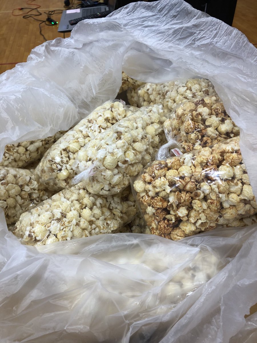 cherylm_98_6's tweet photo. We are popcorn ready at Community R- VI! ⁦@RallsR2Super⁩ https://t.co/ilDOkiG5tf