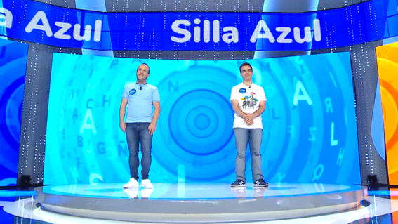 PasapalabraA3's tweet photo. ¡Vamos a por el viernes con el duelo de la silla azul!😄 ¡Hoy cambiamos los puestos y jugarán @pablodiazviolin y Álvaro, maestro de primaria, que viene para darlo todo! 😋#Pasapalabra70  https://t.co/38soO5orRa https://t.co/s1c5IQTRib