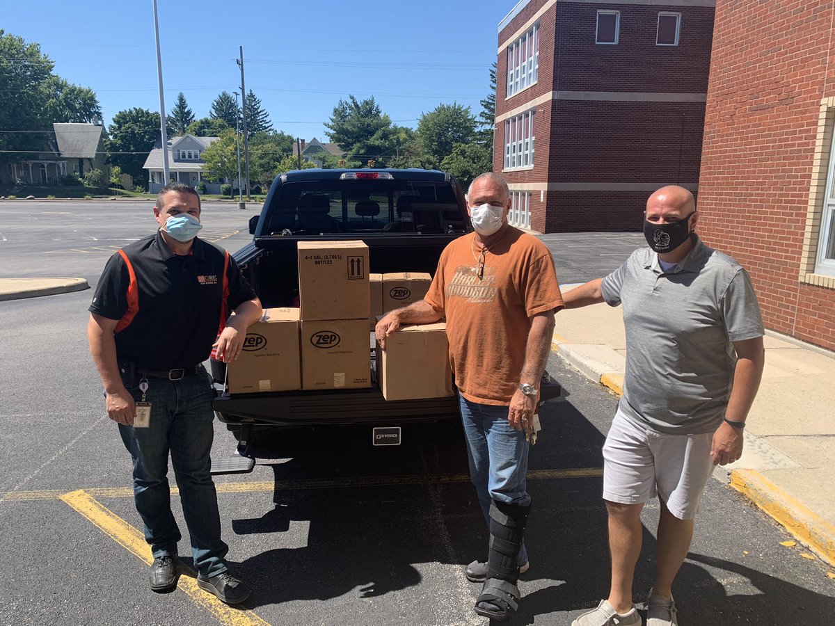 5120 making a donation to Van Buren schools greeted by principle Jay and maintenance supervisor Joe. Taking care of our kids and our associates! Thank you all for all you do.