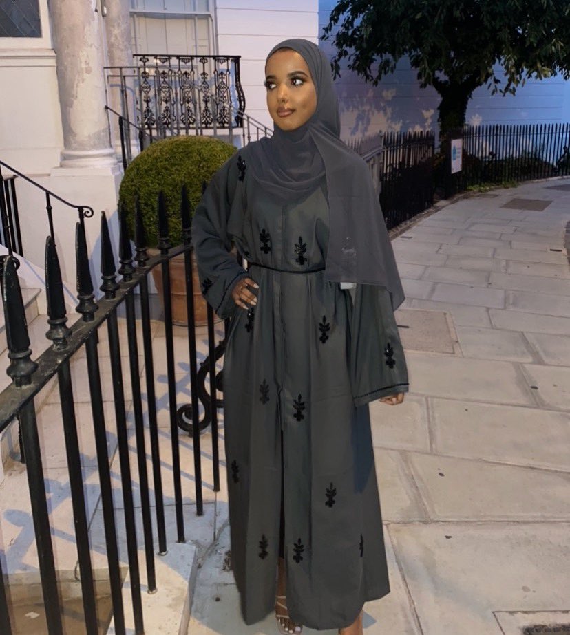 I’ve just started a business selling abayas. A simple RT and follow to my page @SouqAbayas on Instagram would mean the world to me.