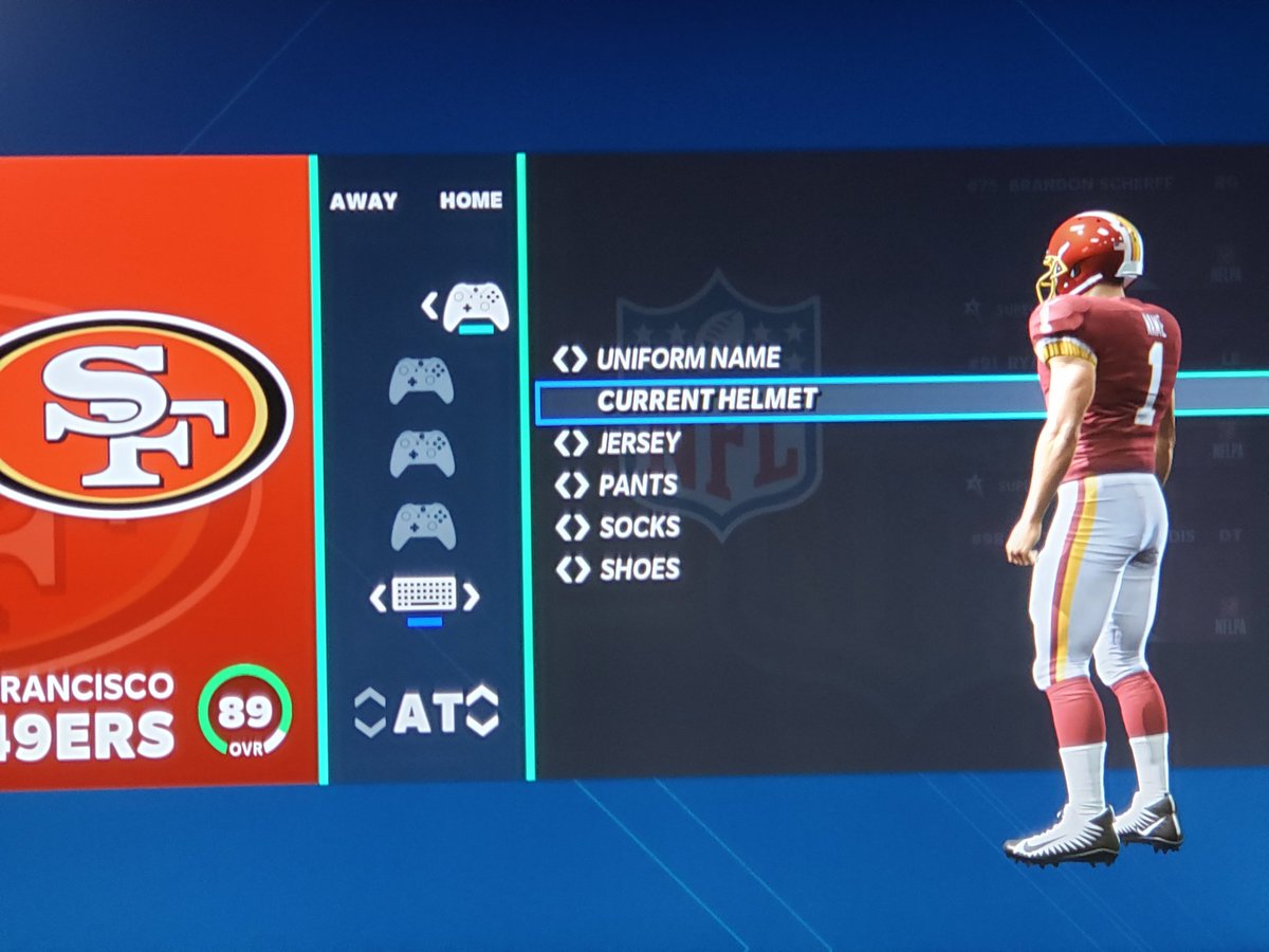 only one available helmet, no logo