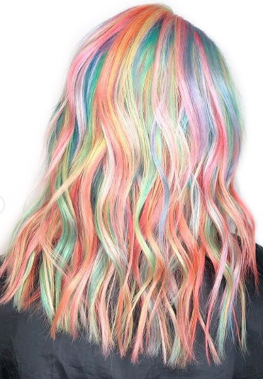 Stylelab_ch's tweet image. #vanpride All year round with this beautiful hair using @PulpRiotHair