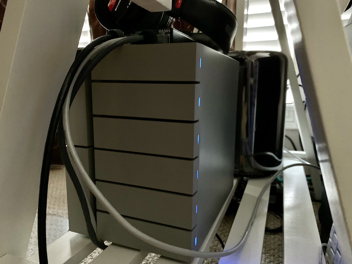 matthew_mudrick's tweet photo. @BHPhotoVideo @Seagate @LaCieTech @westerndigital @GTechStorage WFH setup with a @LaCieTech 6big 48TB #HardDriveWeek @BHPhotoVideo https://t.co/K0rUbgQYQu