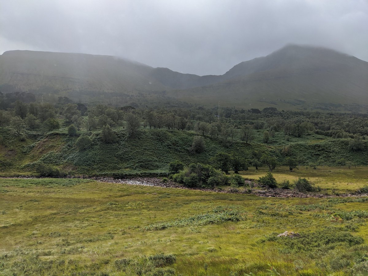 Alas, today wasn't to be, but we gave it a go and shall be back, better prepared I am sure. Just the most stunning scenery. 11/. *End of Thread. 