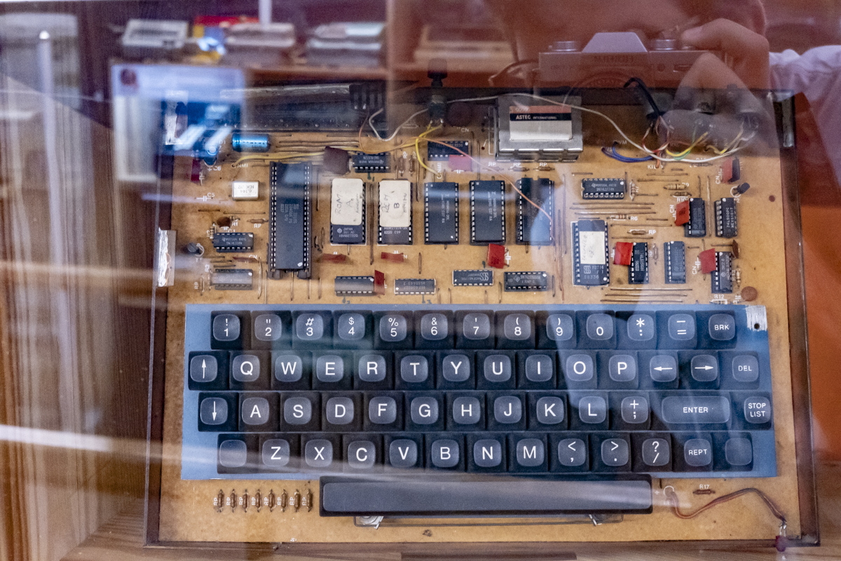 And then today I randomly and unexpectedly ended up at  @PEEKANDPOKE computer museum in Rijeka, and found not one, but two Galaksijas and a whole bunch of other locally built 80s computers!