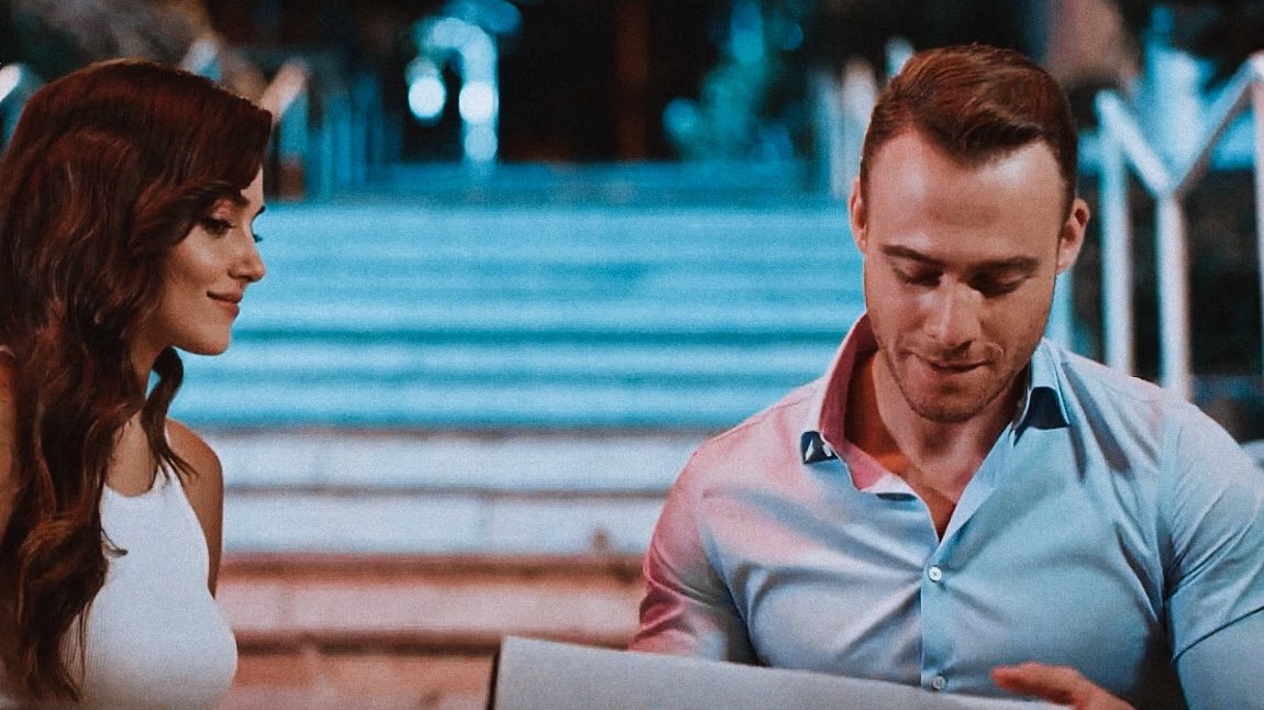 fIeursdumal's tweet photo. they spent together the august 19 and now also on the night of serkan’s birthday,, eda has become one of the most important person in his life IM CRYING #sençalkapımı https://t.co/iGktflQr5J