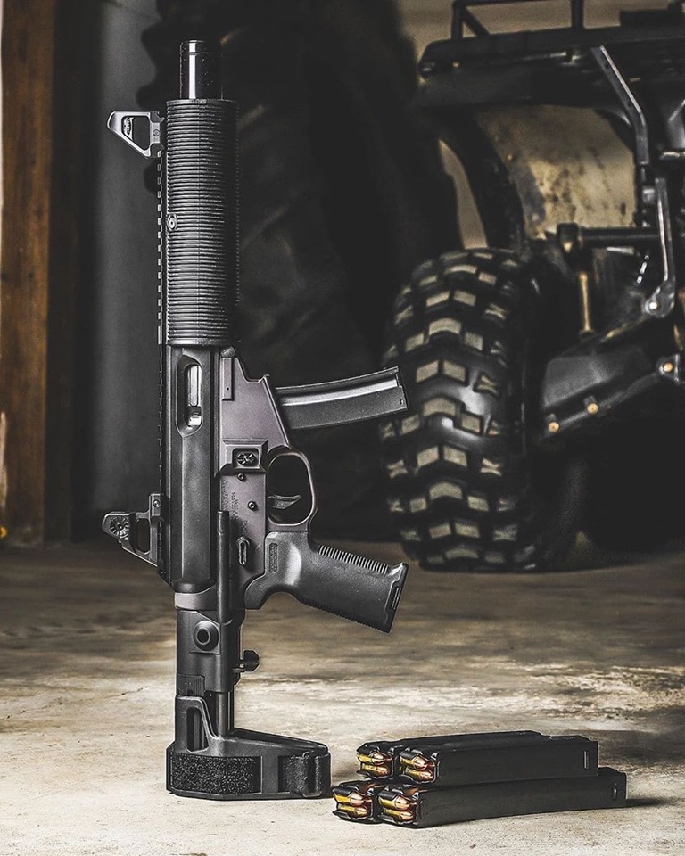 DCARSENAL_'s tweet photo. RT if you want!
.
#dcarsenal #dcguns #guns #dcconcealedcarry #helpwanted #helpwanteddmv #washdc #washdcguns #dcaapproved #Guns #Microroni #2A #2ndamendment #9mm #Glock #Glock19 #Vortex #Vortexsparcar #Dailygundose https://t.co/cQuBcJQ7ko