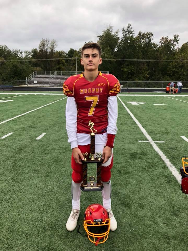 LenNovara's tweet photo. Normally in football season, Drew Caldwell posts the 2nd best golf score (49) in his 1st match ever as the Red Devils defeat Johnston City at Jackson County Country Club on 8/19/20 #ThanksCovid @MHSGolf1
 @TheBoroFootball https://t.co/z1QMMRZCaJ