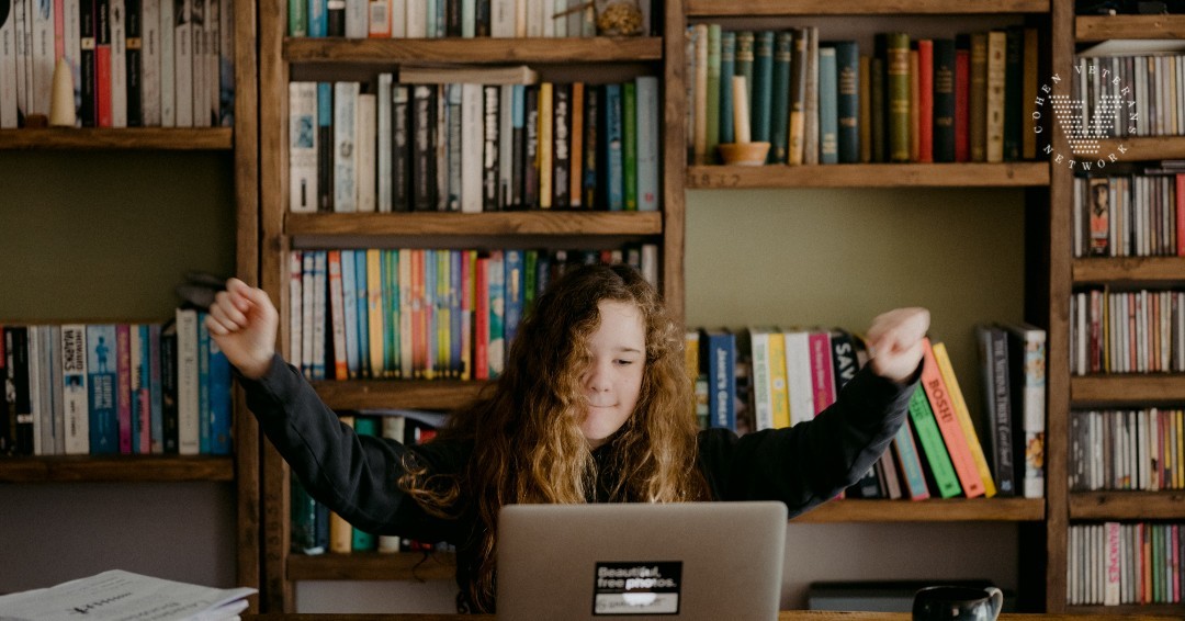 Our friends at <a href="/BlueStarFamily/">Blue Star Families 🇺🇸</a> have compiled resources to help you and your military family through the #COVID19 pandemic. Find support for At-Home Education and lots of activities and entertainment for your #militarykid!

📚 bluestarfam.org/knowledge-base