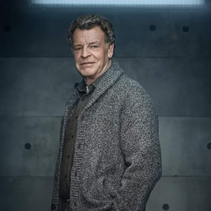 Happy birthday John Noble. The man that gives me countless reasons to watch Fringe countless times    