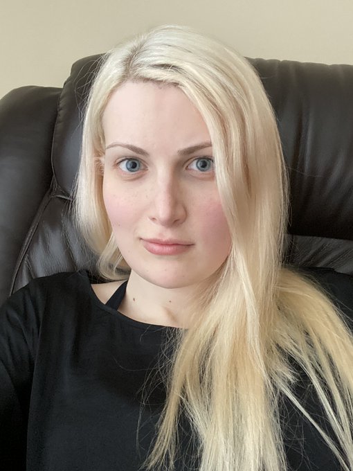 No makeup, what do you think? 😆☺️ #nomakeup #trans #feelingpretty #tgirl #blonde #model #comfyaf https://t<a href="/tag/nomakeup"class="tags">#nomakeup</a><a href="/tag/trans"class="tags">#trans</a><a href="/tag/model"class="tags"><span>#model</span></a><a href="/tag/blonde"class="tags"><span>#blonde</span></a><a href="/tag/tgirl"class="tags"><span>#tgirl</span></a><a href="/tag/feelingpretty"class="tags"><span>#feelingpretty</span></a><a href="/tag/comfyaf"class="tags"><span>#comfyaf</span></a>