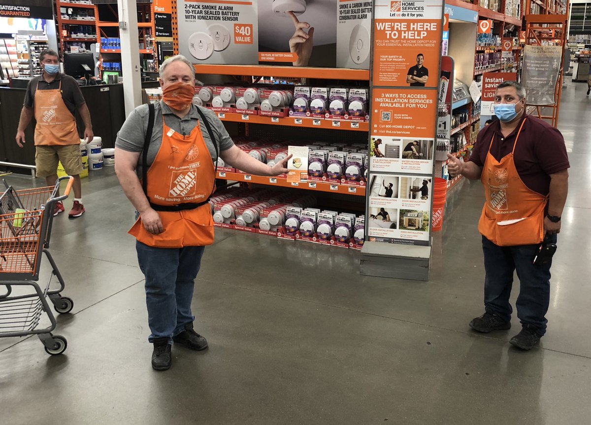 Tim Geiogue tweet media