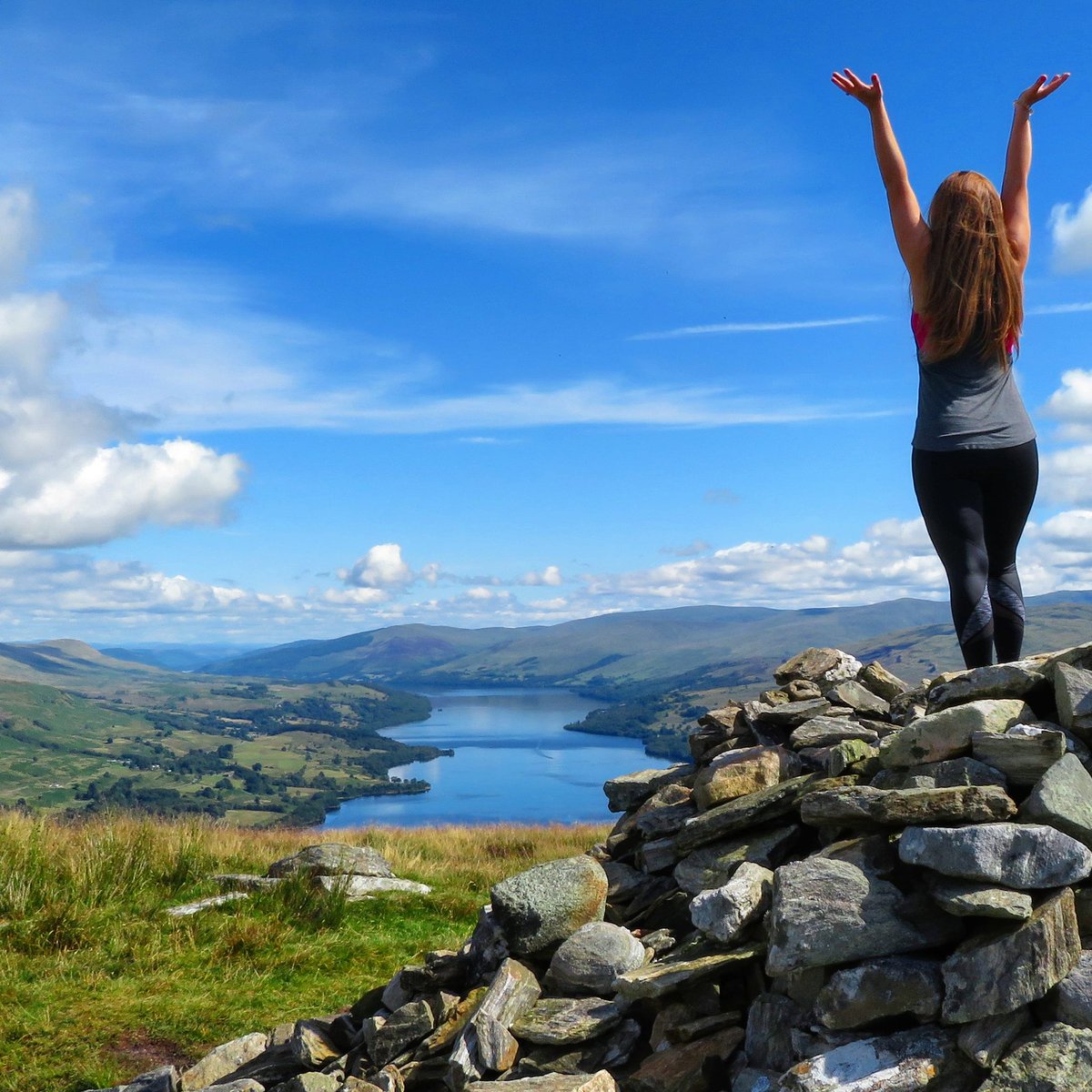 ThatScotsCouple's tweet photo. We still can't get over the amazing views from the top of Sron A Chlachain, from our last wee adventure.
#Scotland #VisitScotland #ScotlandIsNow #killin https://t.co/Wrx4eCXaBN