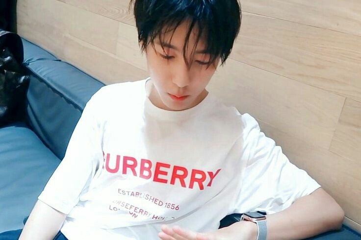 el— ᐧ༚̮ᐧ| @close tweet media