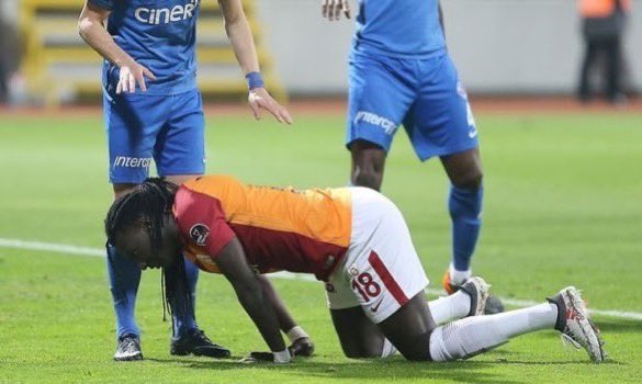 السكب tweet media