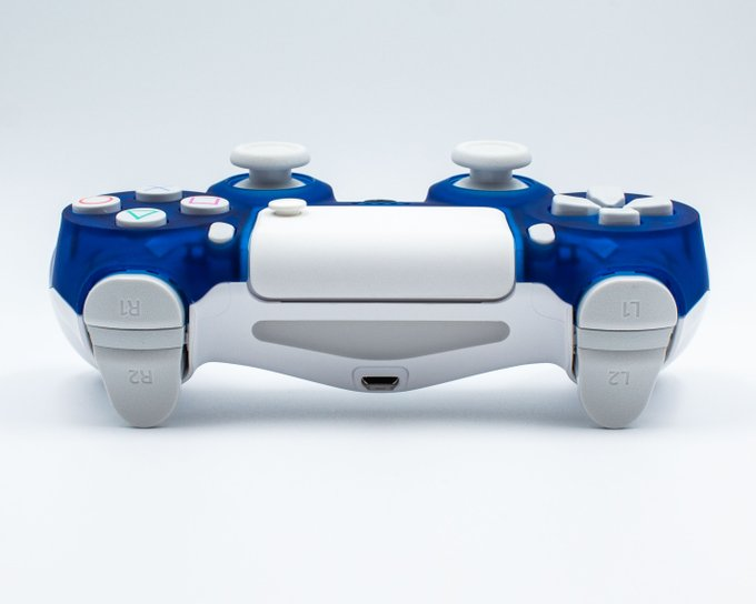 🥳 Teaming up with the one &amp; only <a href="/FF_MuTeX/">.</a> to bring you this amazing controller giveaway from <a href="/BattleBeaverC/">Buster Beaver</a>! 

To enter: 
Follow <a href="/WarsZ/">NIP WarsZ</a> <a href="/FF_MuTeX/">.</a> &amp; <a href="/BattleBeaverC/">Buster Beaver</a> ✅
Retweet/Tag a Friend! ✅

If we hit 3k retweets, we will give a 100% off code to a second winner!

picking 8-30