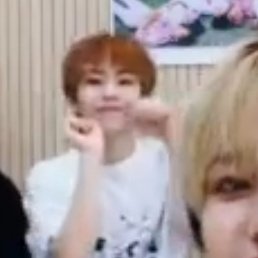 tiny__wonjun's tweet photo. low quality pics of the cutest boy in the galaxy🌈✨
#wonjun #이원준 https://t.co/8MKcsgnPA9