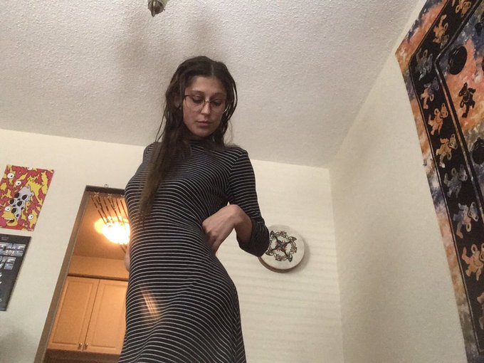 Finally feeling good about wearing dresses again 🧡🥰 https://t.co/JsQcMLzHFS