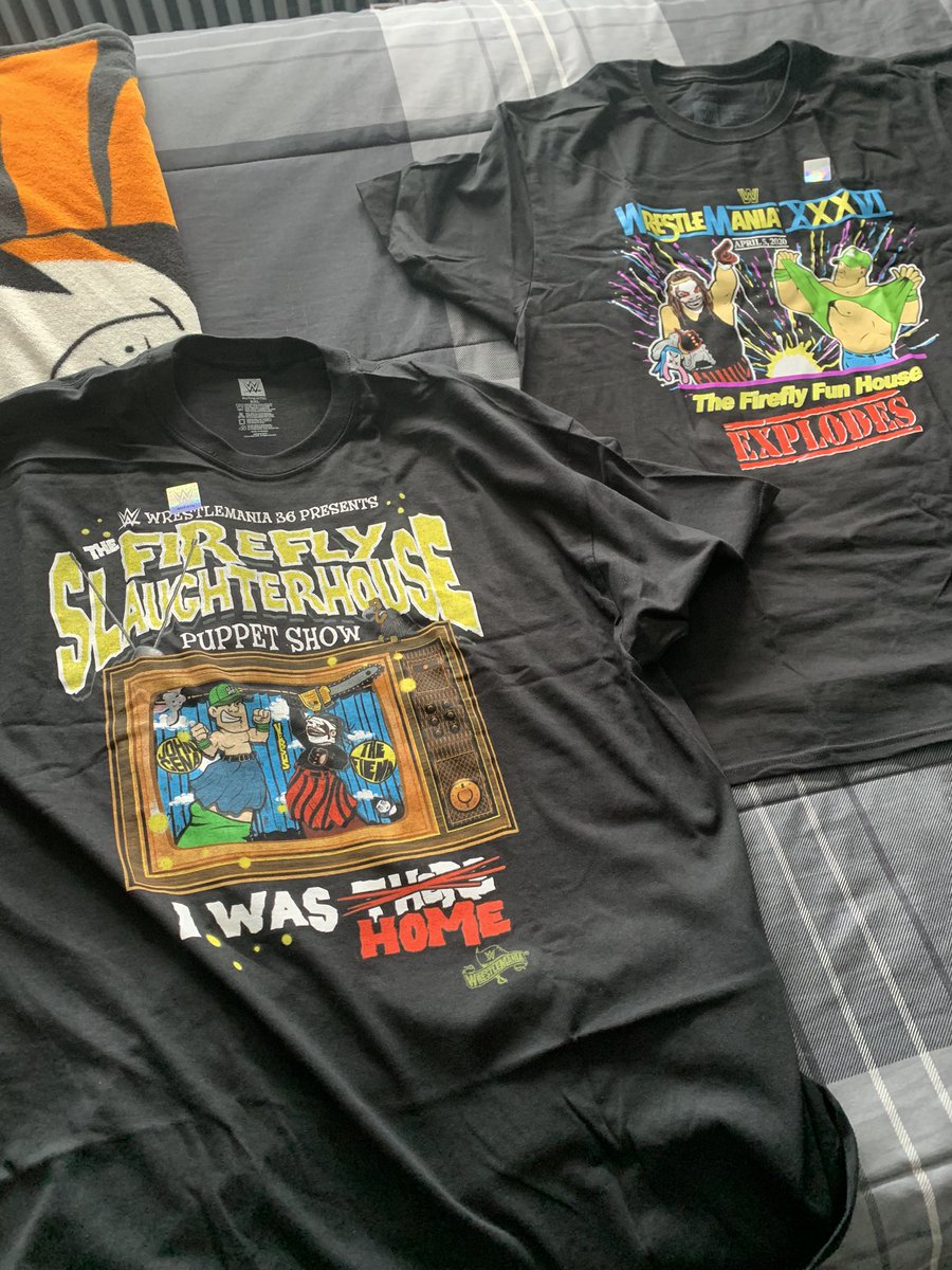 DarkSavior1047's tweet photo. Finally got these two shirts 🔥 #FireflyFunhouseMatch #wrestlemania36 @WWEBrayWyatt https://t.co/lKOlX3iM8T