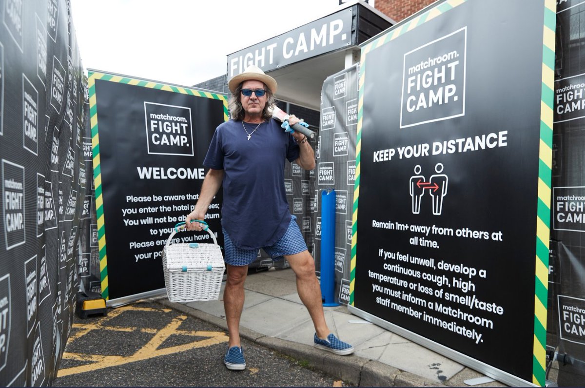 Gareth A Davies & a Gnome.