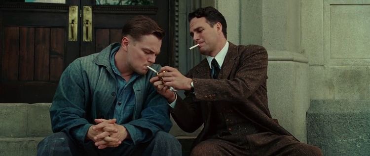 🎬"Yaralar canavarlar yaratabilir ve sen bir yaralısın.”(Shutter Island, 2010)

#shutterisland #film #movie #sanat #art #markruffalo #leonardodicaprio #personaprojesi