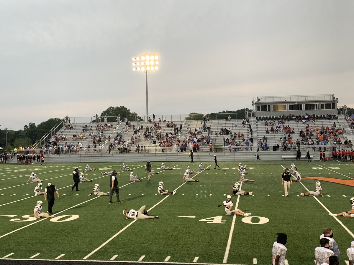 DMS 8th Grade Panthers getting ready!! Let’s Go!! <a href="/Kyancey8/">Kurt</a> <a href="/CoachKateWade/">Kate Wade, NBCT</a> <a href="/FranksGerald/">Gerald Franks</a> <a href="/DMSPanthers1/">Discovery Middle</a>