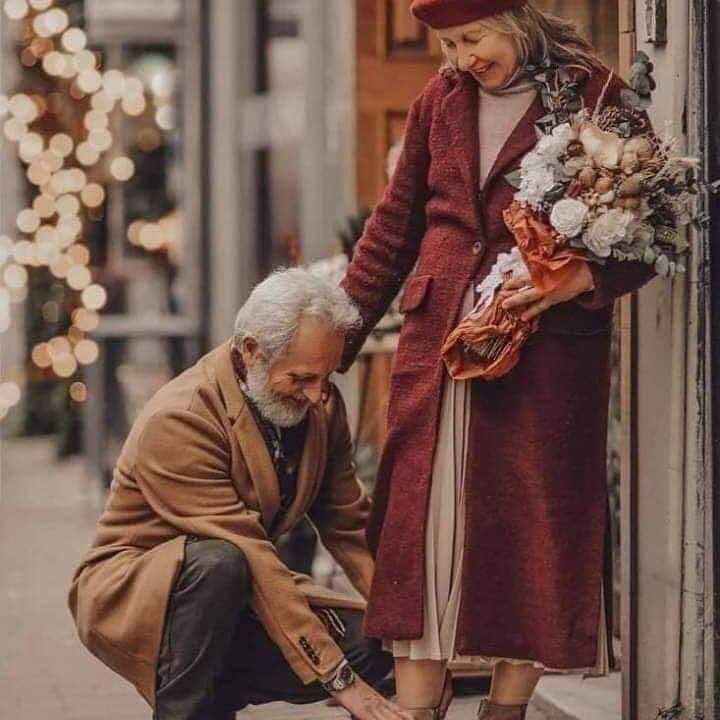 قلوب لم تأخذ من الشيب إلا لونه ❤️.