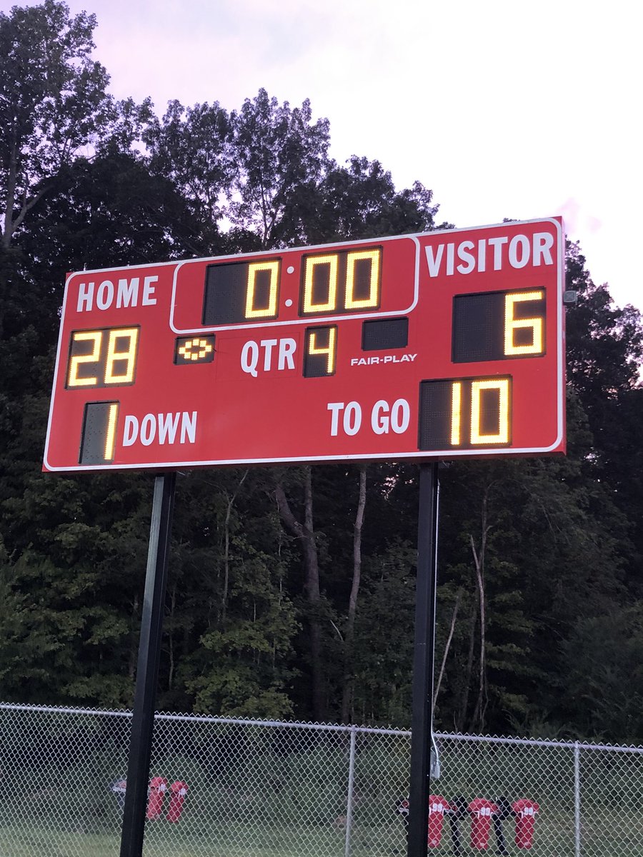 @BurnsBobcatFB <a href="/BurnsMiddleScho/">Burns Middle School</a> first actual home game in the books!