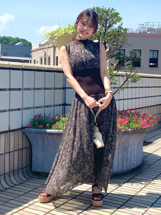 Mercuryduo 公式通販runwaychannel ウエスト細見えな スタイルアップワンピ ペイズリー柄リブ切替ロングワンピース 14 300円 税込 T Co Hnjkqibppl Mercuryduo マーキュリーデュオ T Co Rsb5wwjdc8