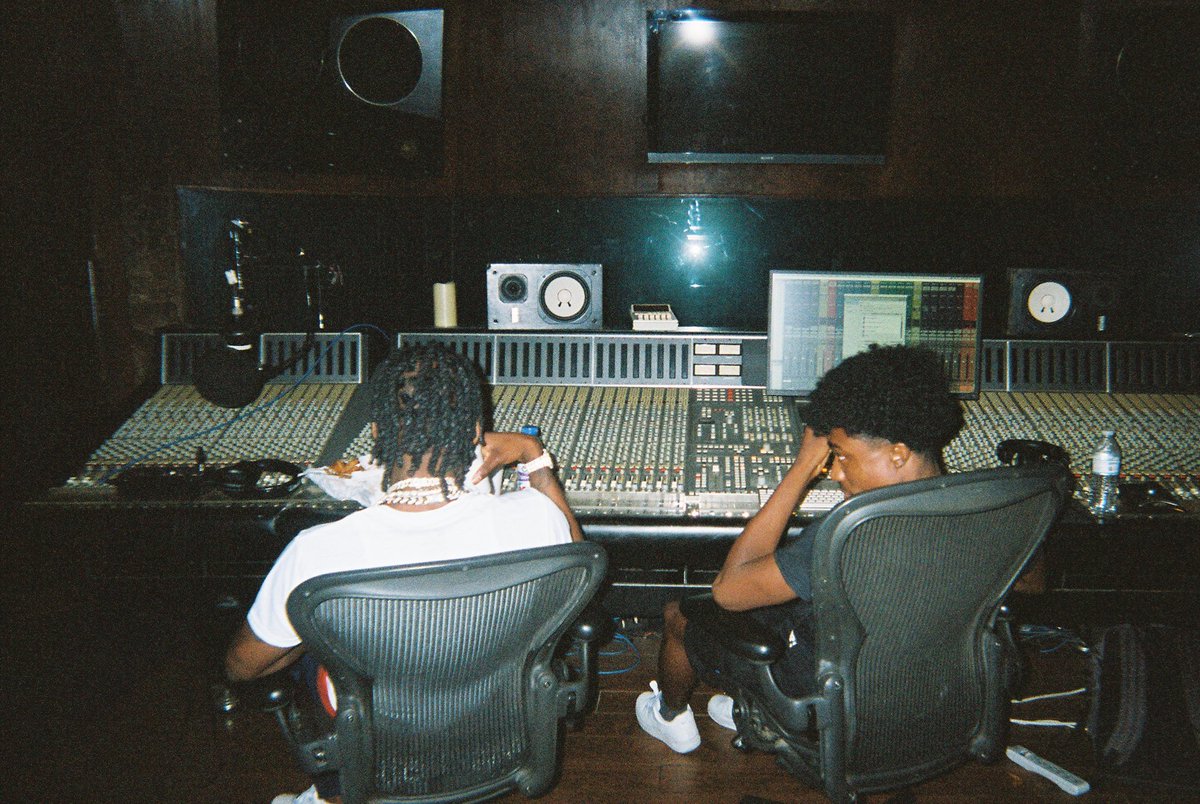 Pg Waiting On These Collabs Polo G X Pop Smoke Polo G X Nle Choppa Polo G X The Kid Laroi Polo G X Scorey T Co Vcbjes76gl