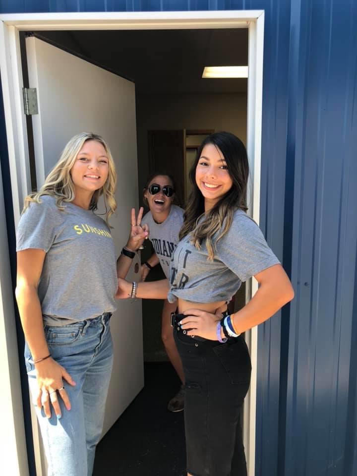elrenosoftball's tweet photo. Last first day of school for our 2 seniors. I’m going to miss moments like this when they’re gone. Walking in on photo shoots, getting pranked, etc. I can only hope I/we give them the season they deserve. Gotta take in every moment. #notfinished #sappy #goreno https://t.co/AQUhgrbGLo