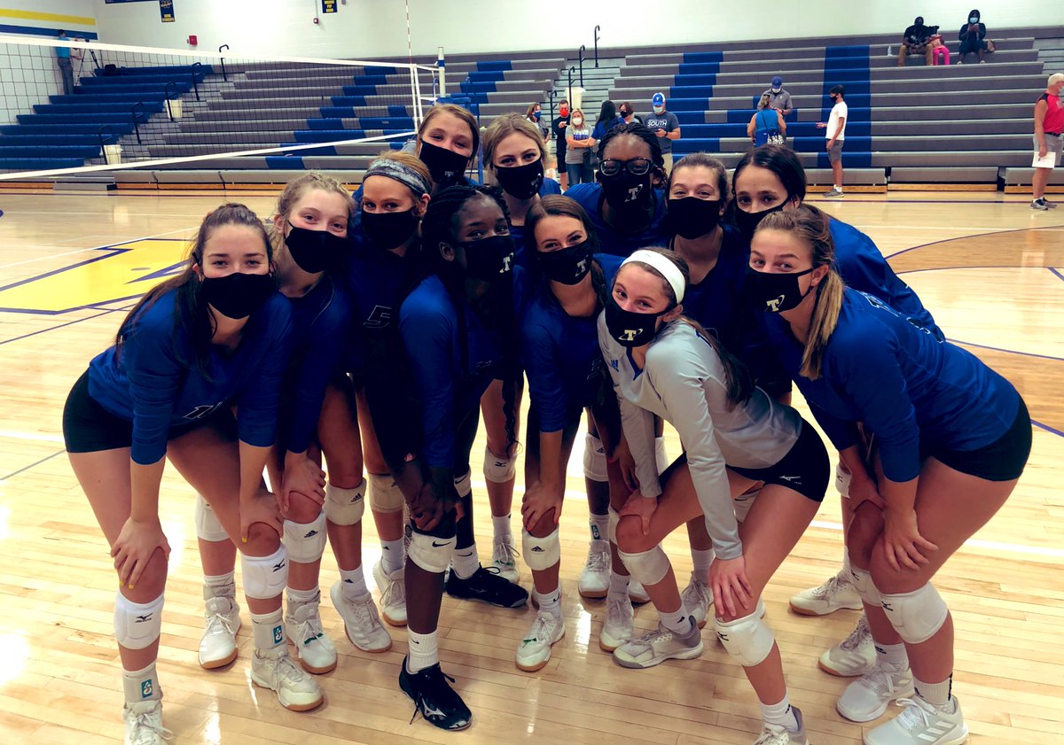 What a great night!!! First competition of the season and we are THANKFUL!! #Rolltitans #southsidepride #gettingbetterneverstops <a href="/PLS_activities/">PLS Titan Activities</a>