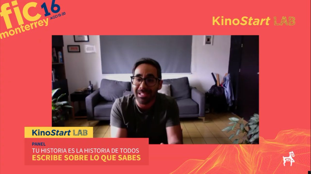 ficmonterrey's tweet photo. "Hay algo en la experiencia humana que utilizamos como combustible para seguir escribiendo." - @samuelkishi, director de "Los Lobos".
#ficmonterrey16 #KinoStartLAB https://t.co/M5j7GwSLK9