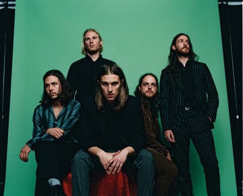 LizziexMay's tweet photo. .@BrokenHandsBand #SplitInTwo reviewed.
The fact we can't be in a packed out crowd in the middle of a field rocking out at the barrier to these would-be festival headbangers is pretty depressing... 9/10
https://t.co/z8lGZ4UOL2 https://t.co/d9P7glLgIy