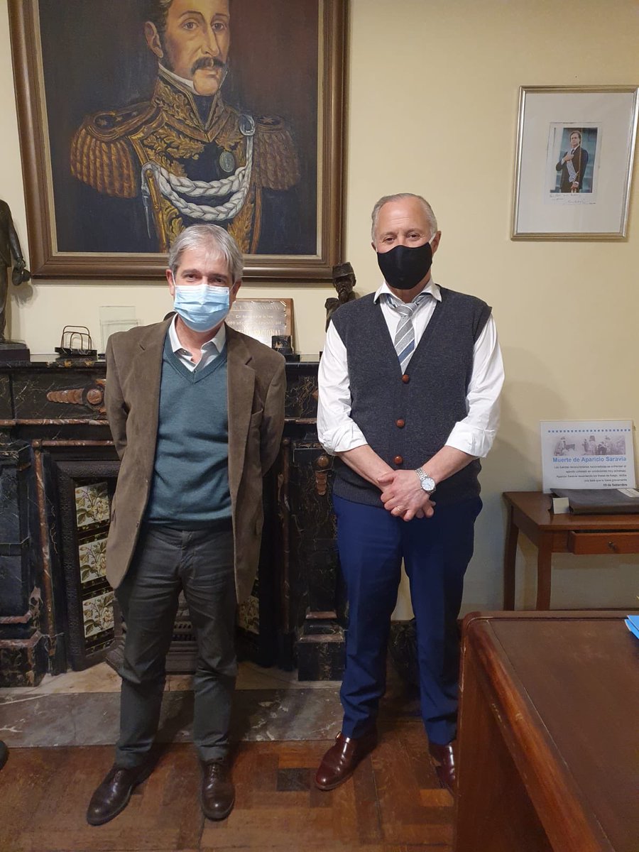 Un gusto recibir a <a href="/landoni_pablo/">Pablo Landoni C</a> quien además de ser el Director General del <a href="/MEC_Uruguay/">Ministerio de Educación y Cultura</a> es un queridisimo amigo.