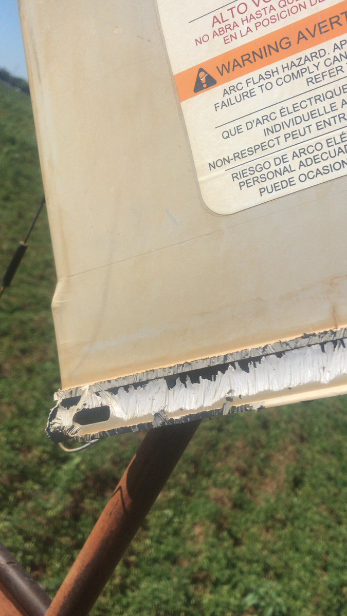 ChrisZiehm's tweet photo. I’m not sure what’s chewing on this tower box but wow!!! #irrigation #pivotproblems @i_pivots https://t.co/We4K6MWkA0