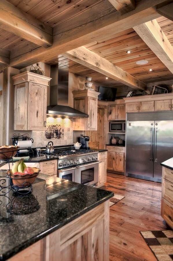 I could whip up a decent Chicken Cacciatore in this kitchen.. 👨‍🍳