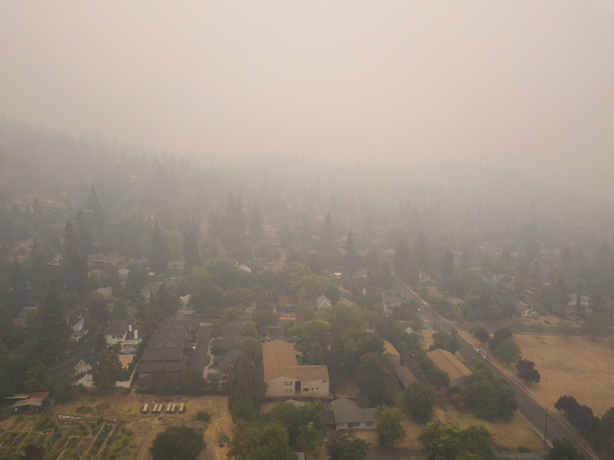 ⚠️ Smoke alerts have been issued for several CA counties!
🏕 Limit outdoor activity
🔄 Run A/C (re-circulate to prevent outside air from moving inside), if possible
🏘️ Stay indoors with windows + doors closed
📱 Stay up-to date on air conditions at airnow.gov