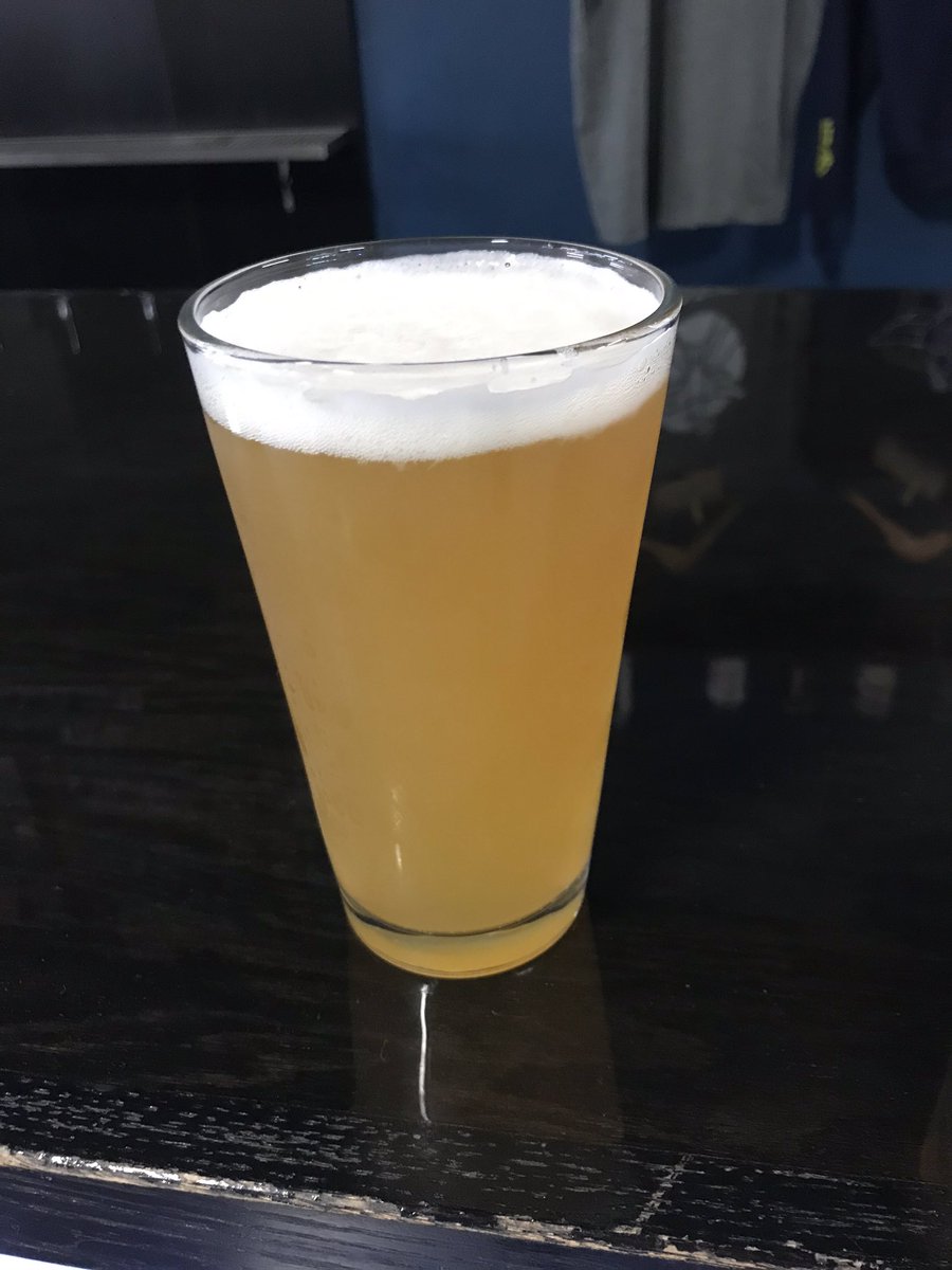 LIBreweries's tweet image. Stopped by the Northfork Brewing Co. about a couple of weeks ago on a beautiful hot summer day. I had a couple of the IPAs, which were excellent. #craftbeer #drinklocal #drinklocalbeer #brewery #longislandbeer #longislandbeers #libeer #northfork #eastend #breweries #ipa #hops