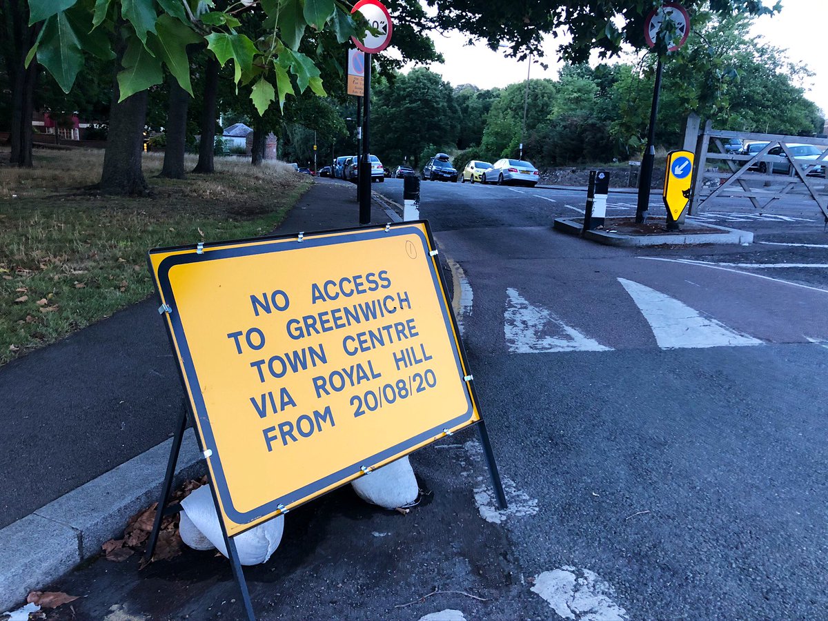 West Greenwich traffic restrictions have gone live today. No more through traffic from the A2 to Greenwich town centre. A thread.....  @853london  @TheMurkyDepths  @GreenwichSoc  @Royal_Greenwich  @GreenGreenwich  @WestcombeSoc