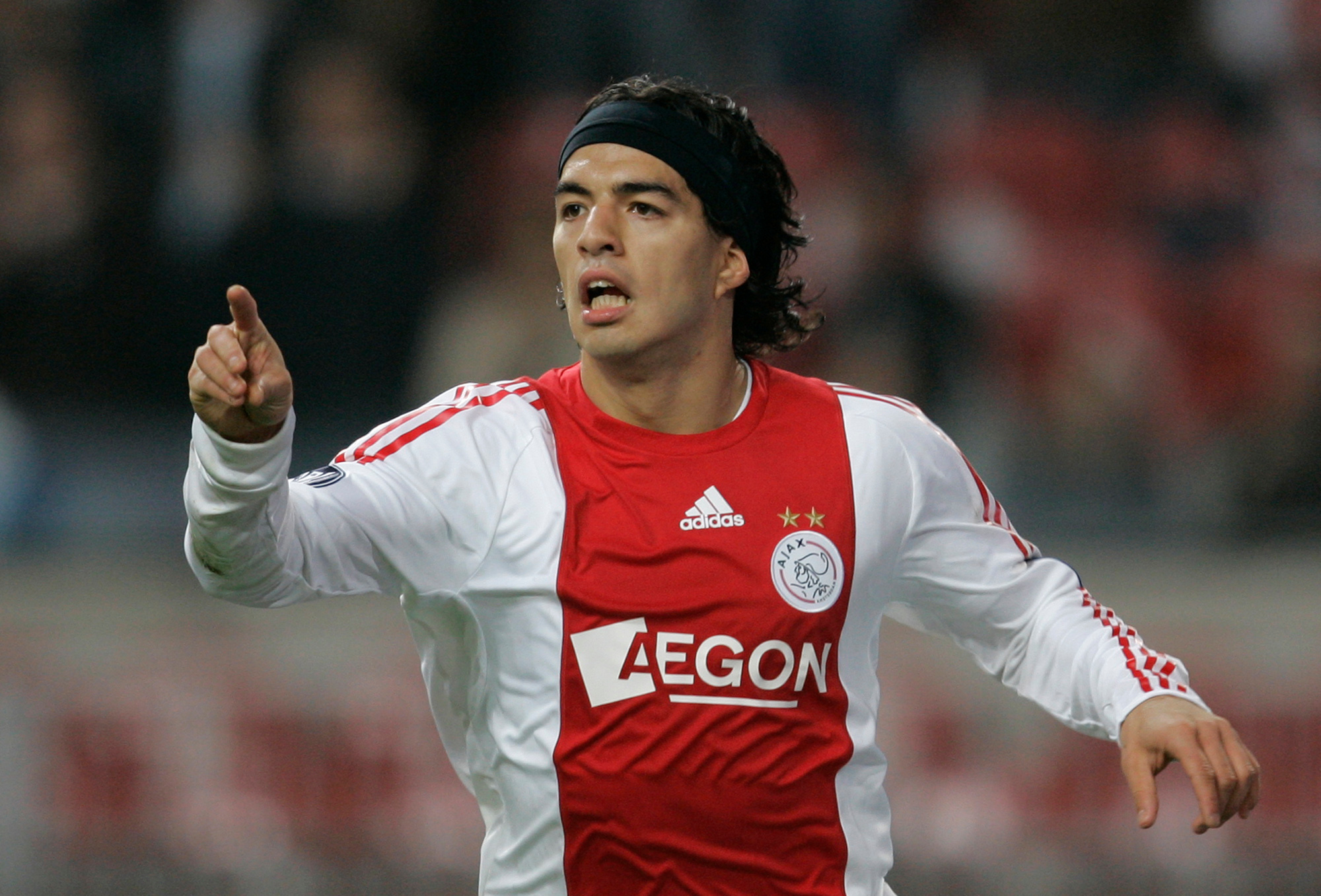 Barca Universal On Twitter Ajax S Interest In Luis Suarez Is Real It Still Is Up To Him To Accept The Offer If Not He Would Leave For Free In 2021