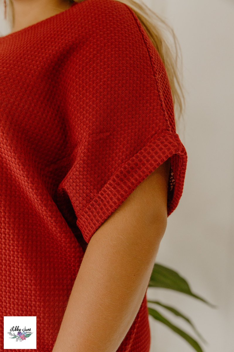 shoplibbyjune's tweet photo. Adding the “Jessie” dress tonight online at 8PM EST online! 

••Dusty Red is the color which looks beautiful on any skin tone! ❤️☺️

#ShopLibbyJune #shoplocal #shoponlineboutique #shoplibbyjuneboutique  #morganbrettphotography https://t.co/eGGqvpUTJj