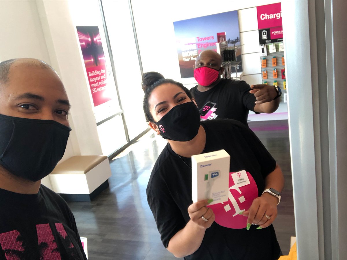 Before we start the day we gotta make sure we keep Covid away. #Safetyfirst Countryside TCC <a href="/RDMBeasts/">BEASTMODE - Retail Development Managers</a> <a href="/Taniabella32/">TManz</a> <a href="/Carballo_Nick/">Nick Carballo</a> <a href="/MattHaven/">Matt Haven</a>