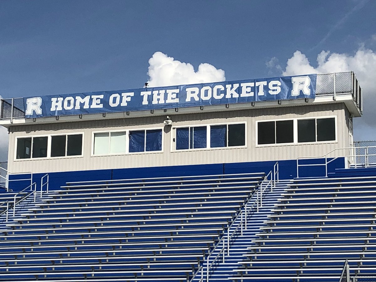 ChrisHarrisWSMV's tweet photo. Let’s play some football!
Out here for @Rockvale_FB season opener against LaVergne.
Safety precautions in full effect.
Everyone masked up.
20% capacity in the stands.
Blue dots in the sidelines 6-ft apart for players.
Administration here has done a great job! @Bill_Hock 
@WSMV https://t.co/UUjtmNKWyv