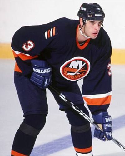 Ok since we all thirst for Zdeno Chara let me make a thread of young Z real quick—Isles year!!! Real baby hours!!! That third one is  but also quick warning for blood!!!
